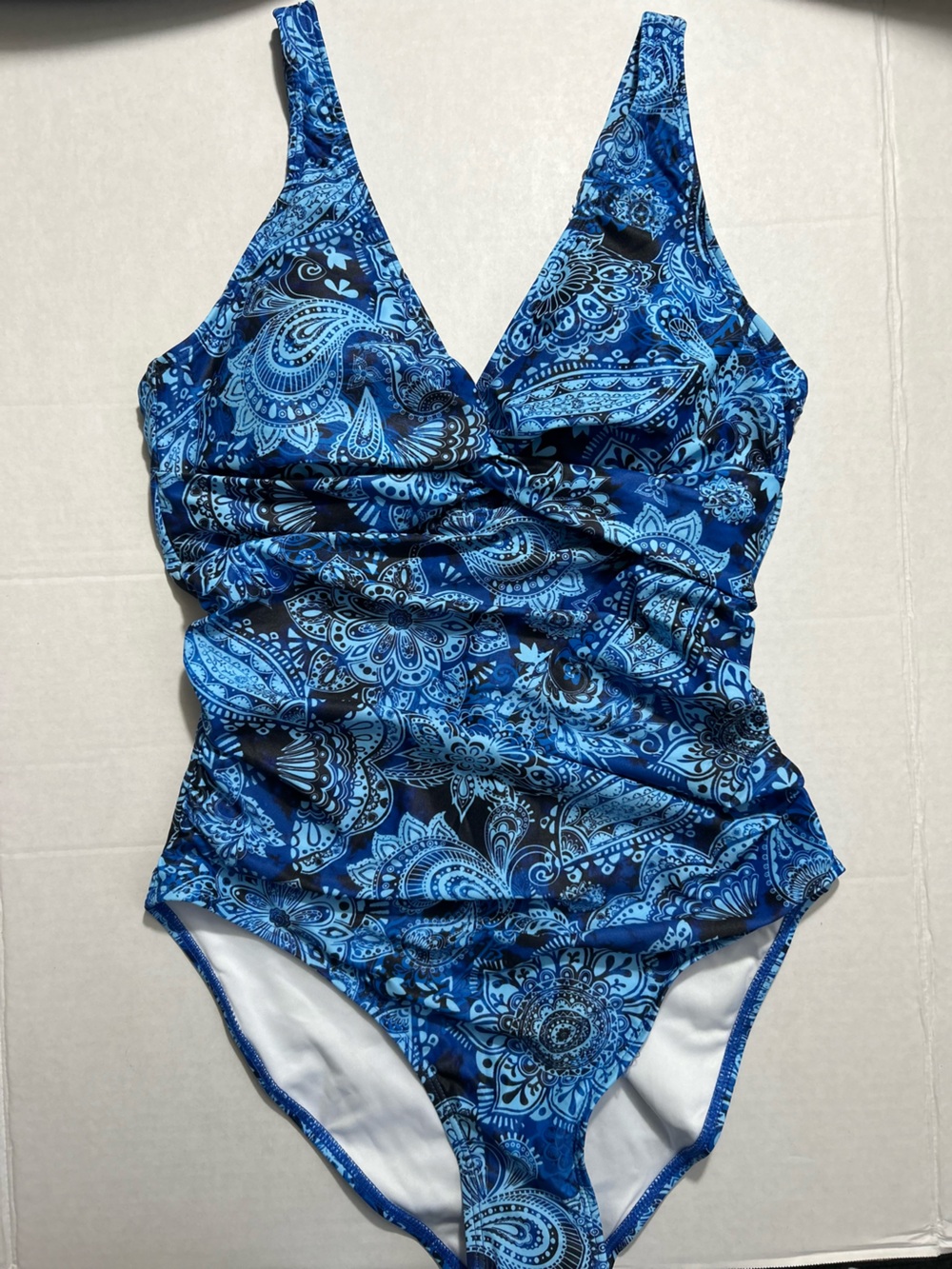 Holipick Women’s Blue Paisley Ruched One-Piece Swimsuit Size M